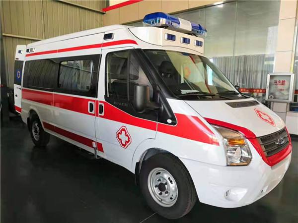 当阳市福特V362救护车